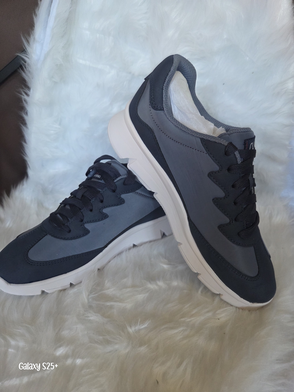 Ryka Women’s Gray Casual Athletic Sneakers Size 6.5 New in Box